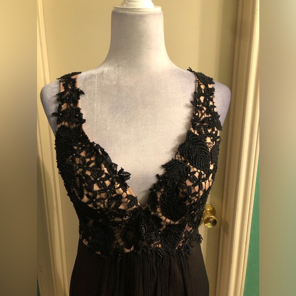 Jovani Black Beaded Silk & Lace Dress - Picture 6 of 15